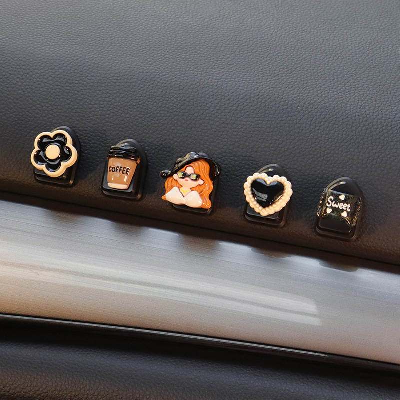 Gancho de automóvil lindo oso de carbón asiento de automóvil trasero enganche tipo pegado para automóvil interior pequeño gancho delantero
