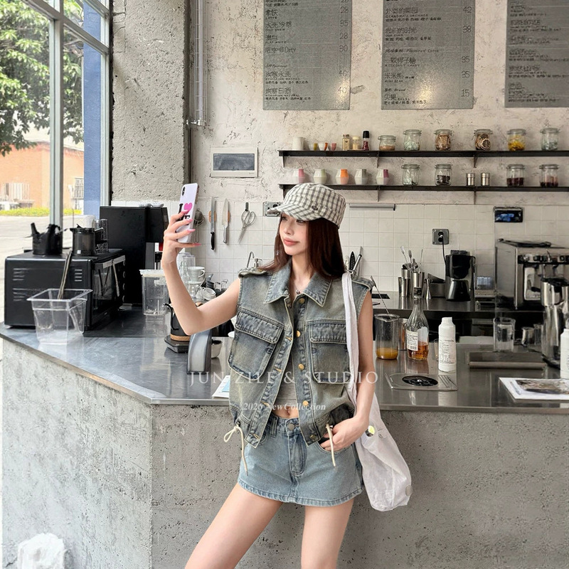 Women's Denim Vest Summer Korean Style Retro Washed Heavy-Duty Drawstring Jacket Trendy Biker Style Versatile Sleeveless Top Women's Denim Vest Summer Korean Style Retro Washed Heavy-Duty Drawstring Jacket Trendy Biker Style Versatile Sleeveless Top