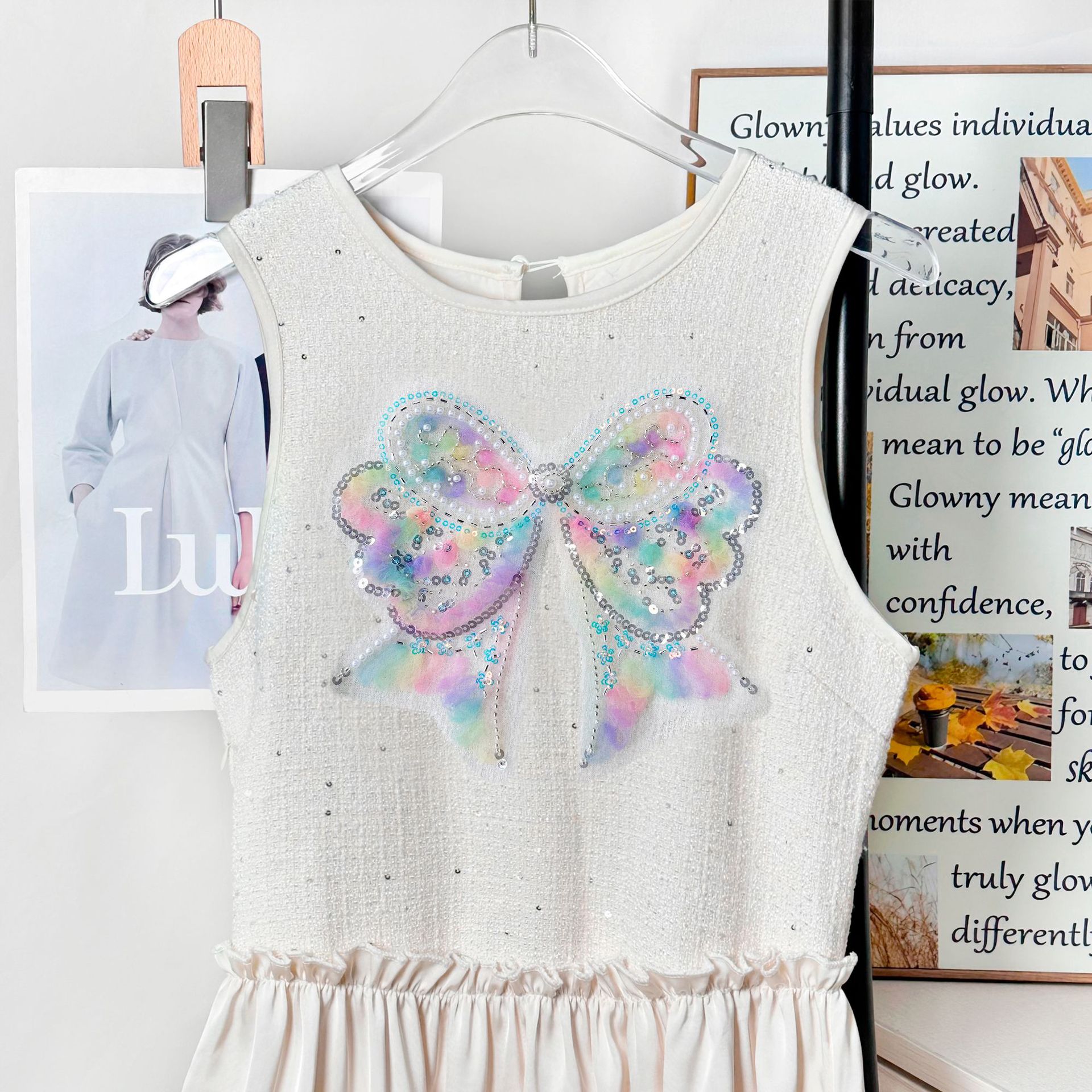 Primavera y verano nuevo color fantasma esquinilla clavos perlas arco decoración tela bordada vestido sin mangas chaqueta maleta de cabello image 1