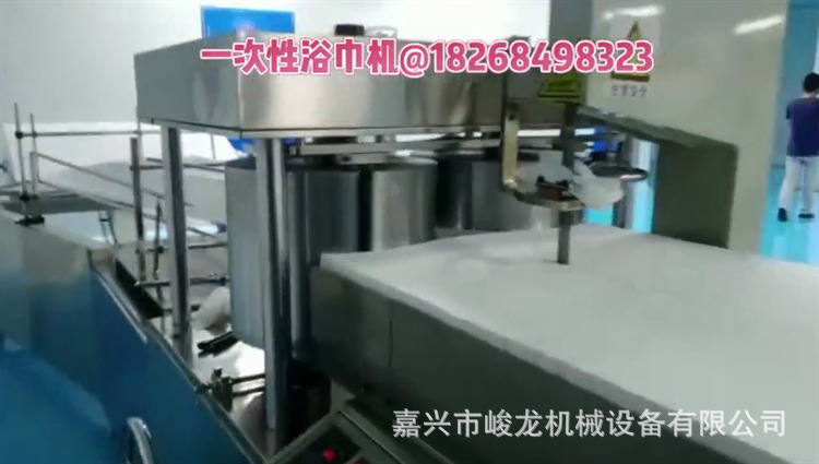 新款全自动高速无纺布折叠机 尺寸大小可选折叠机 毛巾浴巾折叠机