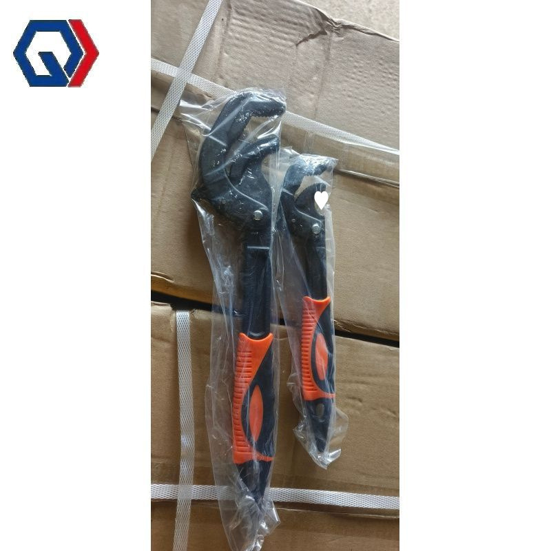 庆迪万能扳手多功能一大一小万用活动能活口扳手快速开口管钳万能