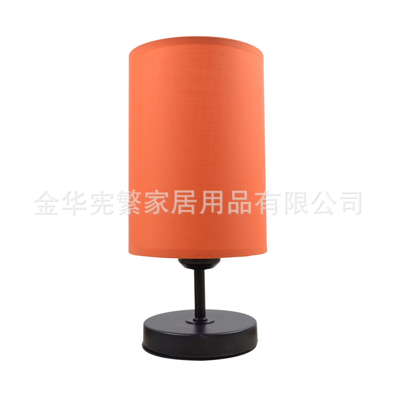 Lámpara de mesa 140 de metal negro naranja