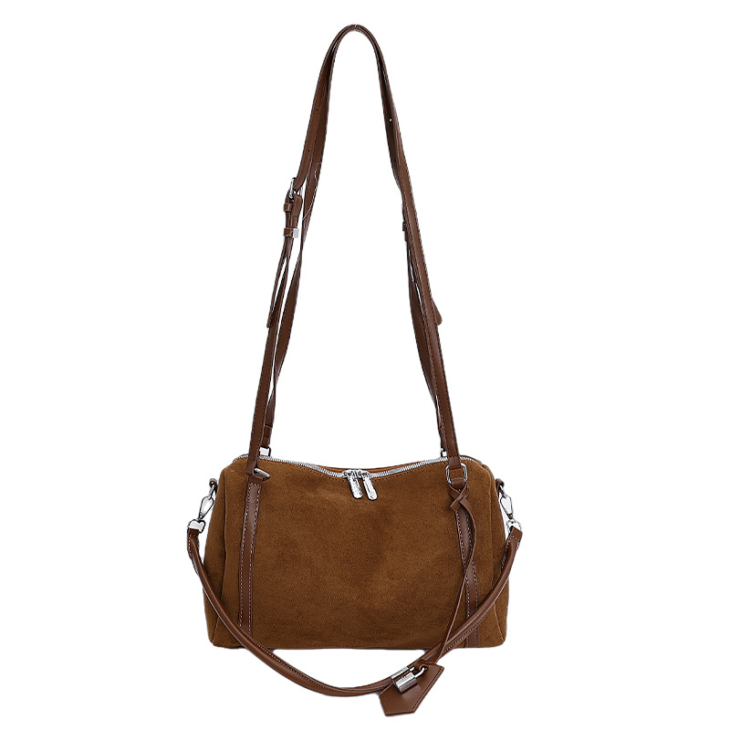 Bolsa de almohada portátil retro esmerilada de gran capacidad para mujeres 2025 nuevo invierno versátil bolso de hombro bolso de viaje
