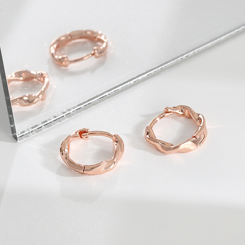 Simple Style Twist Copper Plating Earrings 1 Pair
