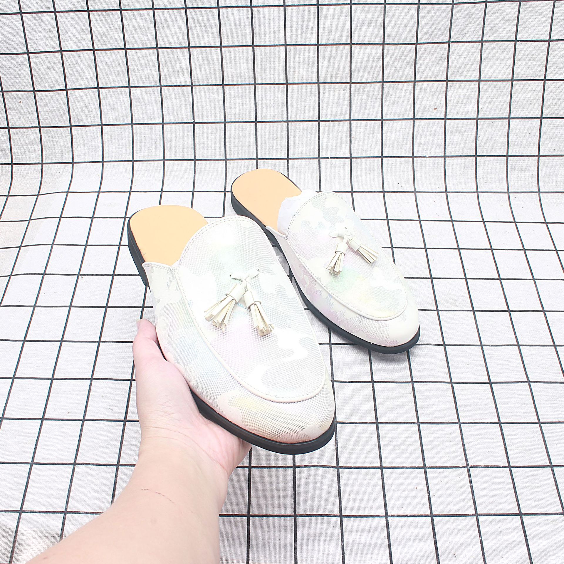 �¿��и��԰���ƤЬ�����⴩��ͷ����Ьʱ����������1390