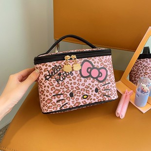 HelloKitty�����¿�����ϴ�������y�����y�����ذ�����Ů��д�