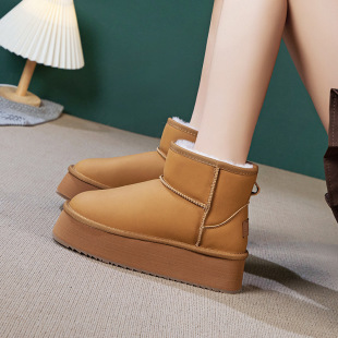 Waterproof Thick-soled Snow Boots Women's Wool Fur One-piece Winter 2025 Height-increasing Small Size Shoes 313233 Snow Cotton Shoes