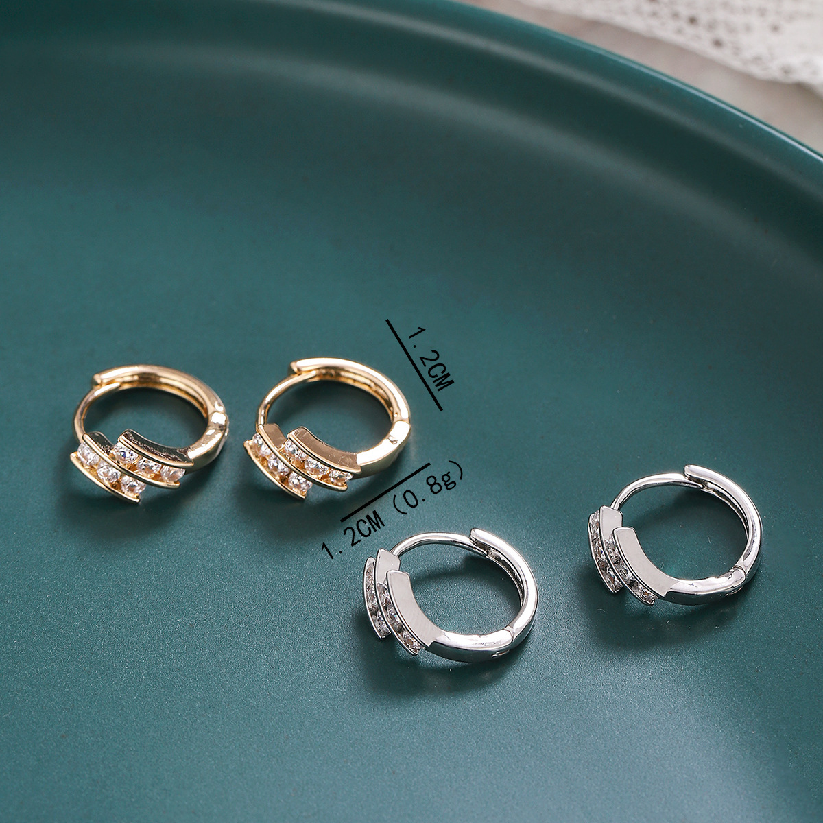Daily Occasion Copper Material 1 Pair Simple Style Geometric Plating Copper Hoop Earrings