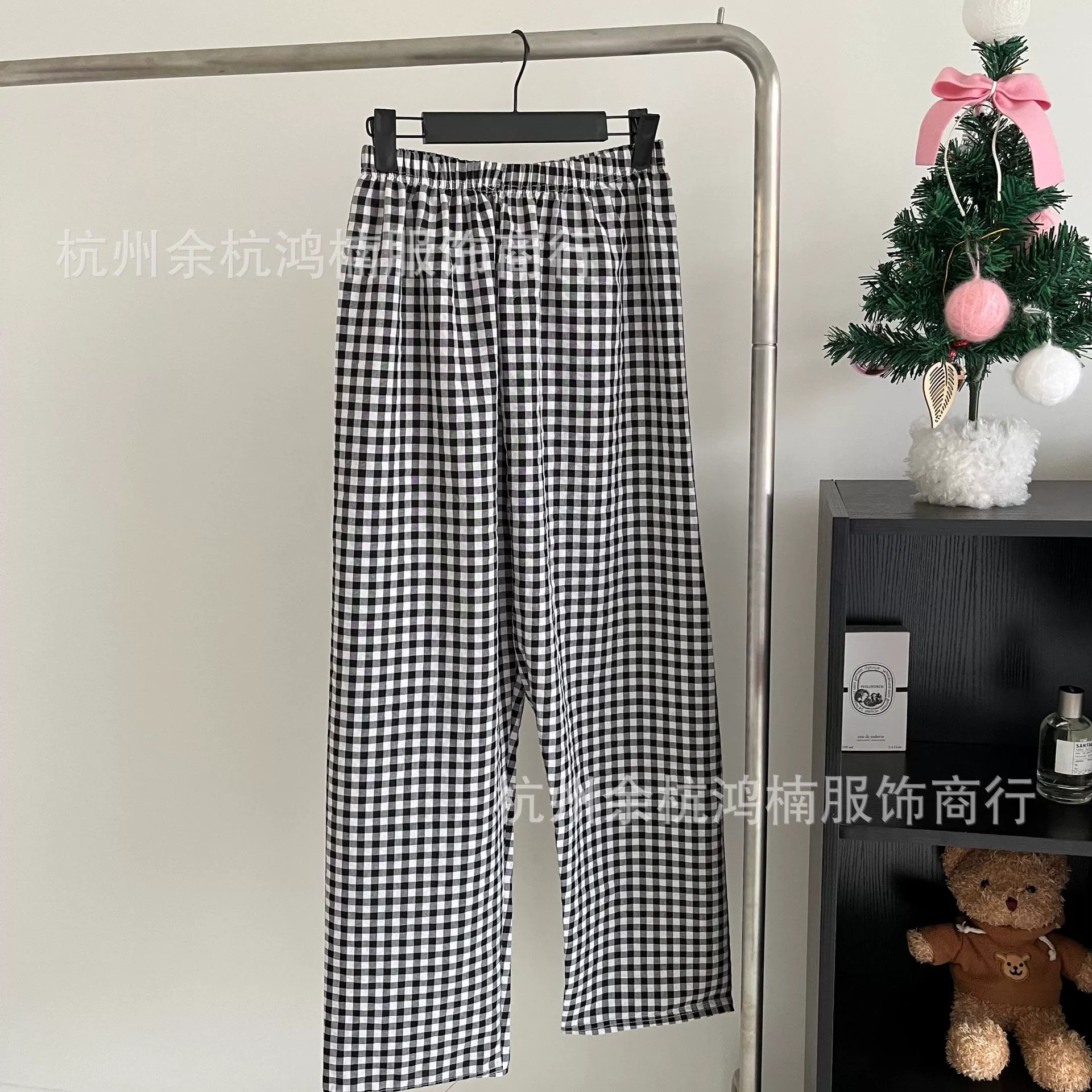 Trousers, shorts, Korean style