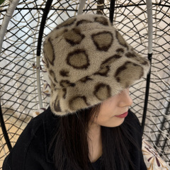 新款豹纹渔夫帽批发秋冬季时尚百搭帽子盆帽洋气加厚保暖女毛绒帽