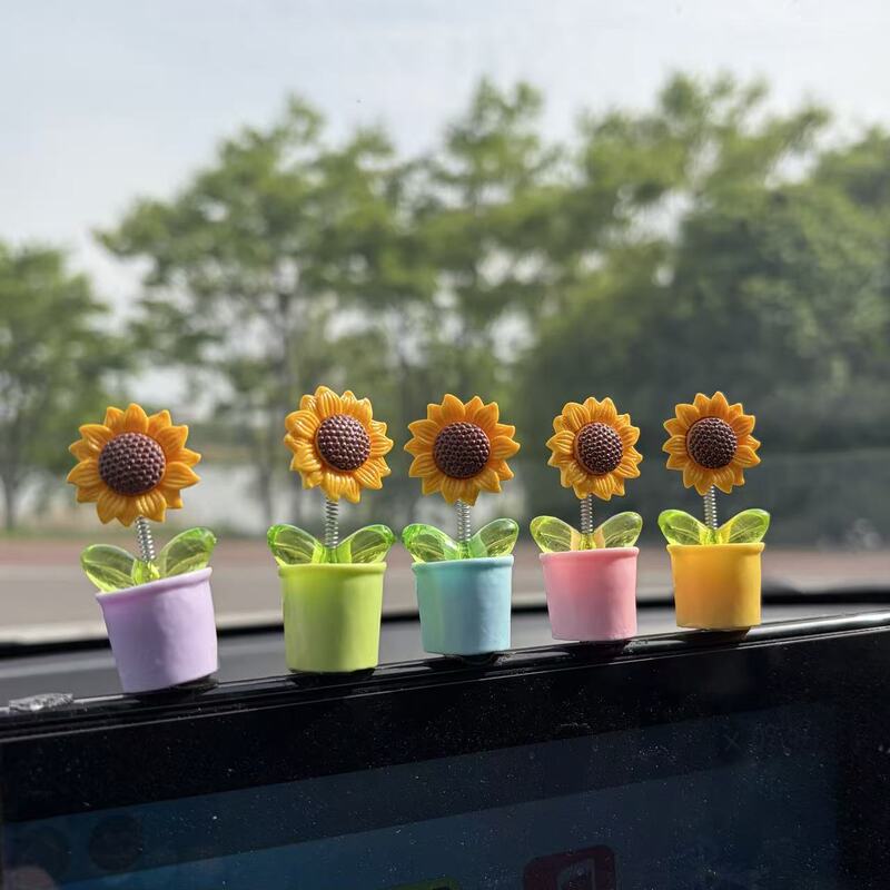 The New Sunflower Car Decoration That Won First Prize Is a Cute Flowerpot-Style Bobblehead Ornament for Car Dashboard and Rearview Mirror