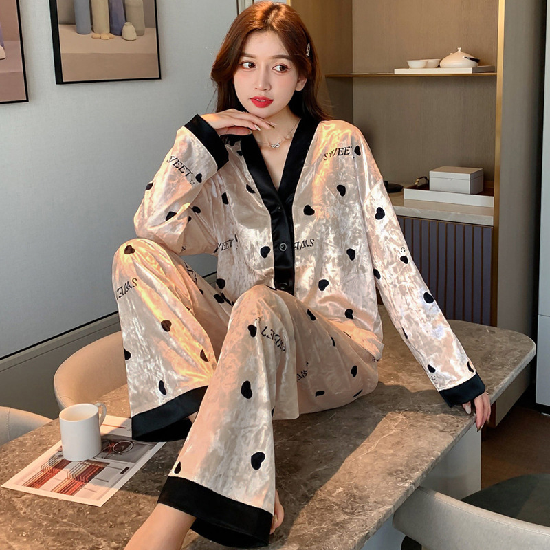 2026 Diamond Velvet Gold Velvet Pajamas Women's Long Sleeve Autumn and Winter Style Can Be Worn Outside Home Wear Set 2025 New 2026 Diamond Velvet Gold Velvet Pajamas Women's Long Sleeve Autumn and Winter Style Can Be Worn Outside Home Wear Set 2025 New