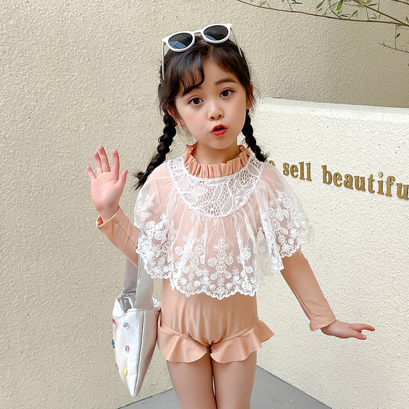 Traje de baño para niñas de una pieza 2023 nuevo traje de baño de estilo occidental para niños Estilo coreano para niños en línea Traje de baño para niñas de moda roja