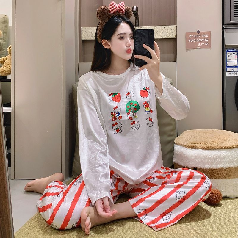 Transfronteriza mayorista kt gato otoño invierno pijama mujer oro veludo nuevo lindo estilo coreano traje de estudiante calentador ropa de hogar