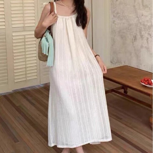 Women's Strap Dress for Autumn 2025, French Style, Unique Cut-Out Design, Loose and Elegant, Sleeveless Long Dress