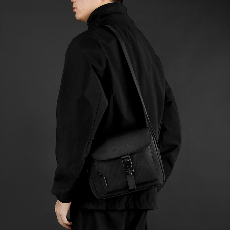 WEPOWER nuevo estilo de mochila de hombro para hombres de viaje simple, mochila pequeña y ligera, mochila de viaje diario, mochila de tramo inclinada