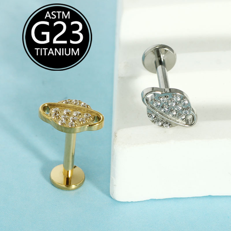 Pointed titanium steel lip stud product view