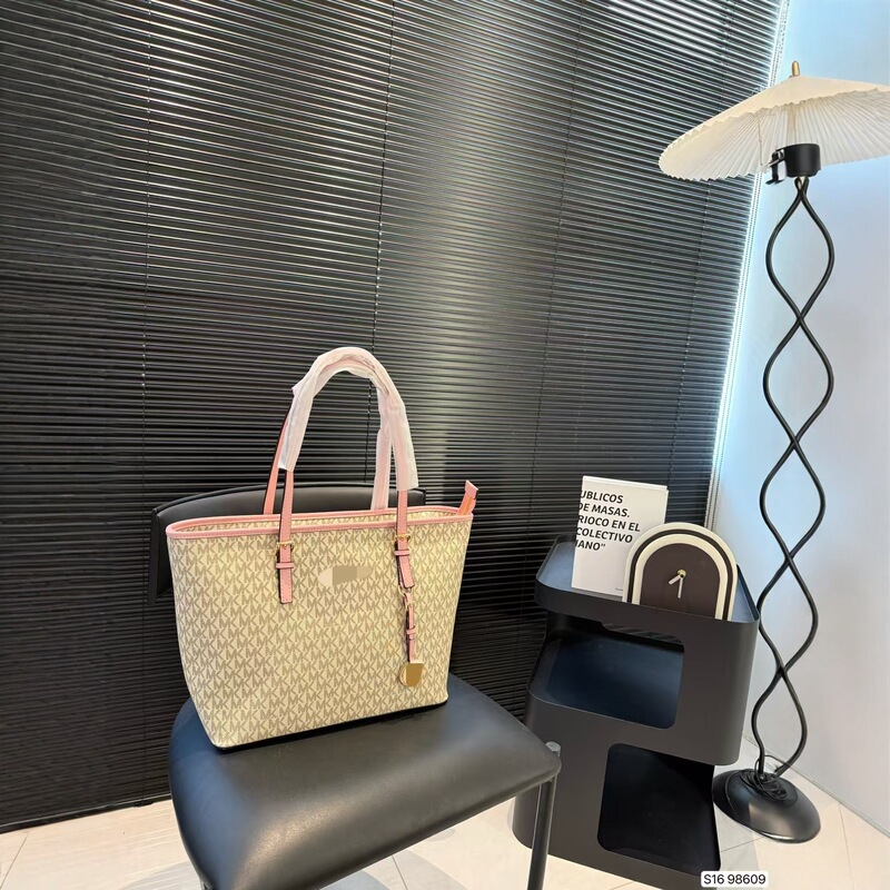 Mk Shopping Bag Women's 2024 New Genuine Leather Women's Bag Large Capacity Single Shoulder Women's High-End Commuter Cowhide Tote Bag