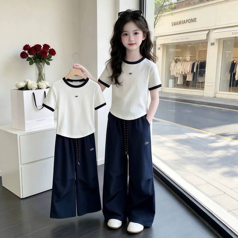 Girls' Summer Korean Style Casual Short-Sleeved T-Shirt Set 2026 New Style Girls' Summer Wear Thin Wide-Leg Pants Two-Piece Set Girls' Summer Korean Style Casual Short-Sleeved T-Shirt Set 2026 New Style Girls' Summer Wear Thin Wide-Leg Pants Two-Piece Set