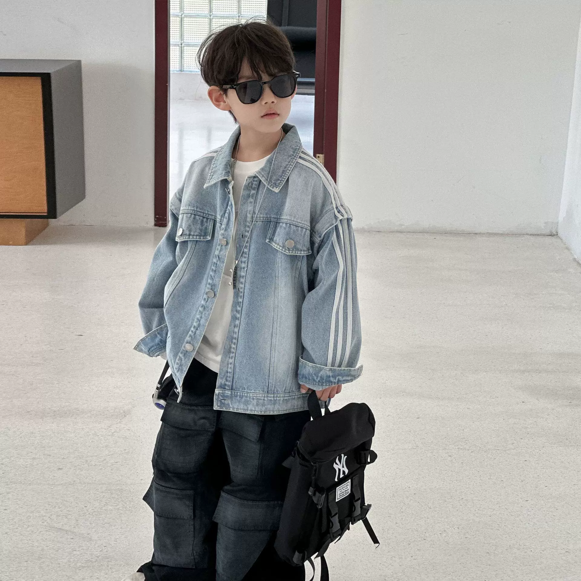 男童外套秋装2025新款儿童春秋洋气衣服宽松时尚牛仔上衣男孩童装