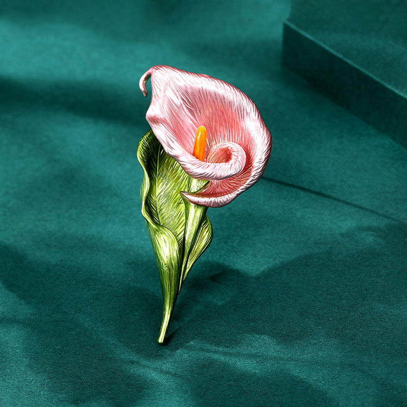 Simple enamel calla lily brooch high-end female personality temperament corsage niche advanced design pin accessories
