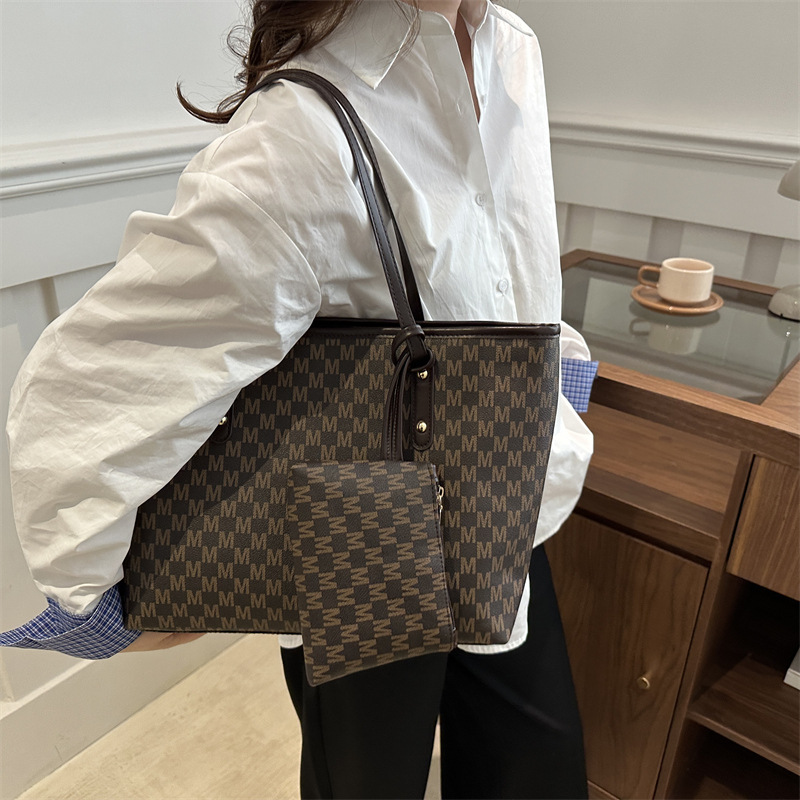 Bolsa de viaje de gran capacidad, bolso de moda impresa, bolso grande para mujeres 2025, nueva bolsa de viaje de clase para estudiantes universitarios.