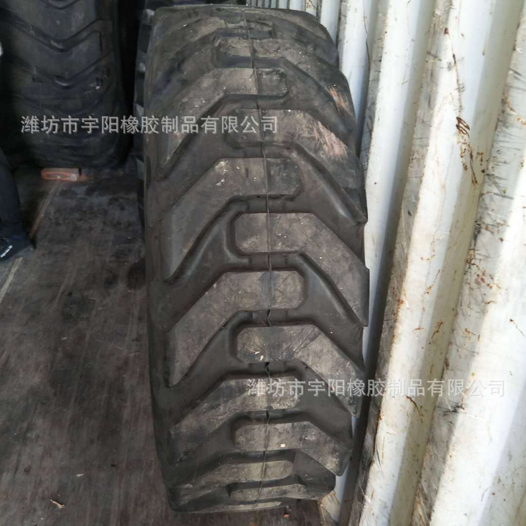 17.5-25 工程机械 30装载机 铲运机轮胎 人字花纹加厚