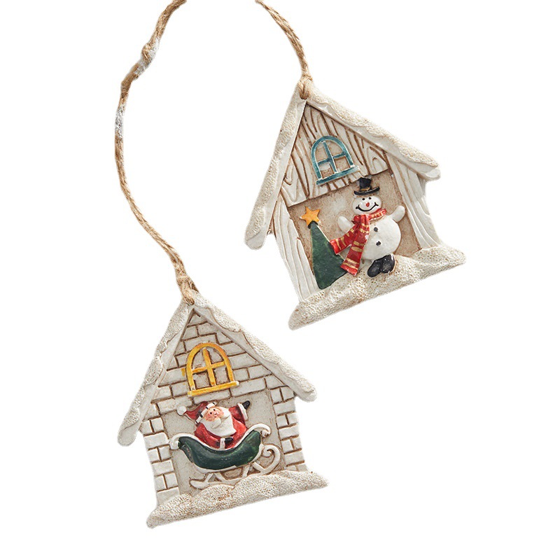 Madera Santa resina muñeco de nieve pequeña casa colgante decoración de Navidad escenario prop decoración