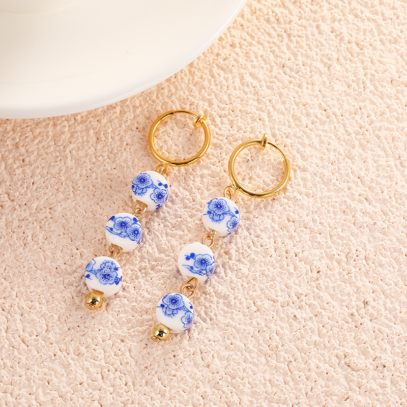 15g Weight Alloy Ear Needle Material Earrings Classification 1 Pair Quantity Daily Occasion Alloy, ceramics Material Flower, Grape Pattern Women's Gender Polished Finish Chinoiserie, Elegant Style 1 Pair Chinoiserie Elegant Flower Grape Alloy Ceramics Earrings 6