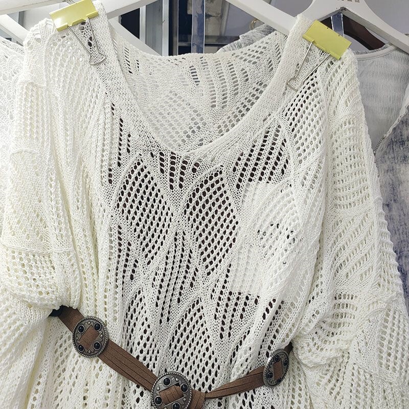 Design-Inspired Niche Hollow-Out Knitwear Set for Women, New Autumn Style, Loose Long-Sleeve Cover-Up, Hollow-Out Outer Cover-Up, Rayon