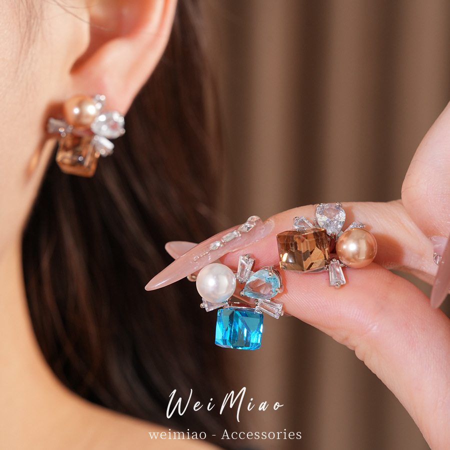 Agujas de plata de piedra de diamante gota de agua cuadrada perla personalidad temperamento nicho pendientes ligeros de lujo alta sensación de auriculares al por mayor