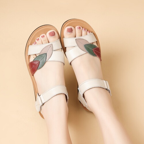 First-layer cowhide mother's sandals genuine leather middle-aged and elderly 50-year-old summer soft-soled women's shoes middle-aged flat-soled elderly anti-slip women's shoes