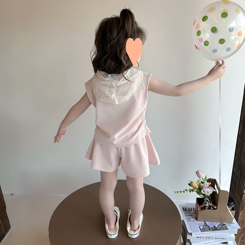女の子の夏のノースリーブスーツ 2025 新しい子供のフード付きベストショーツツーピースベビー夏服|undefined