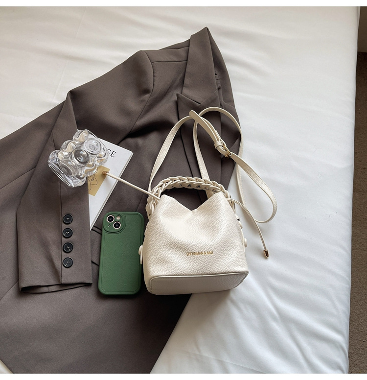 Korean style bucket bag 2025 Summer new style, trendy and versatile, women's crossbody, niche and super popular single-shoulder bag undefined
