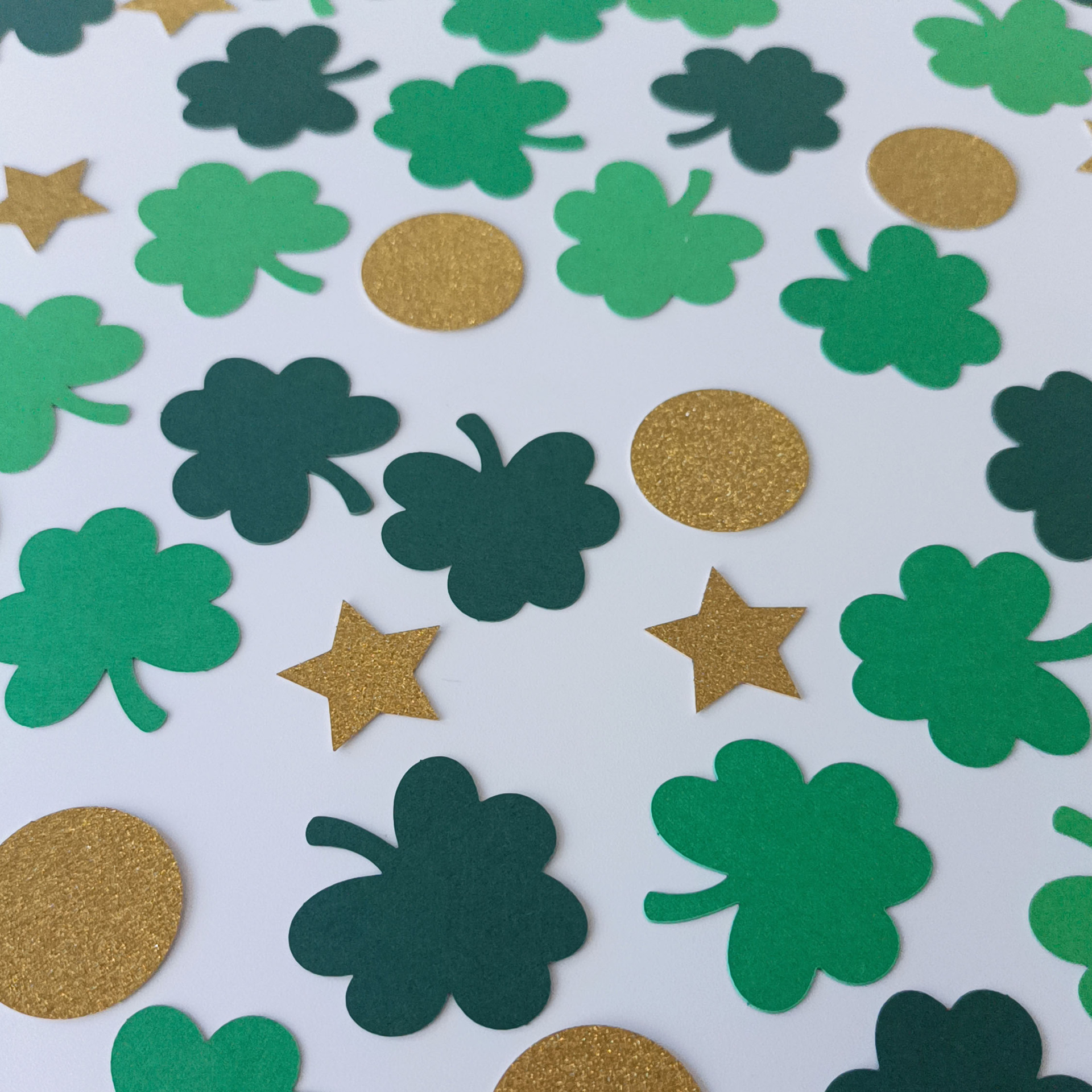 Irish Festival Party St. Patrick's Day Table Desktop Decoration Supplies Clover Confetti Throwing