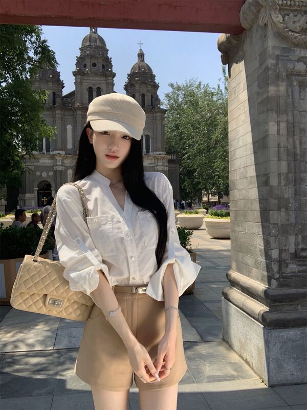 辣妹风V领长袖衬衫女早秋新款设计感休闲女高腰显瘦短裤时尚套装|undefined