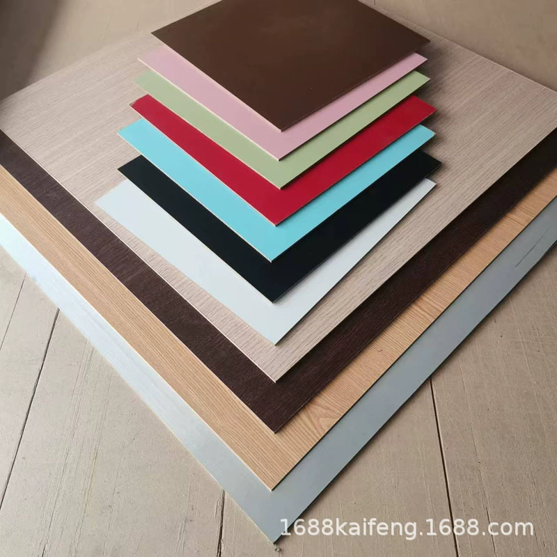 Цветная древесная плотная доска