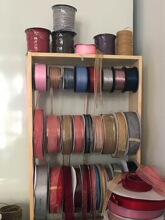 ���ܽz�����񾀿p�x���ռ{�r�����b�������ܻ���չʾľ�|��Ȧ