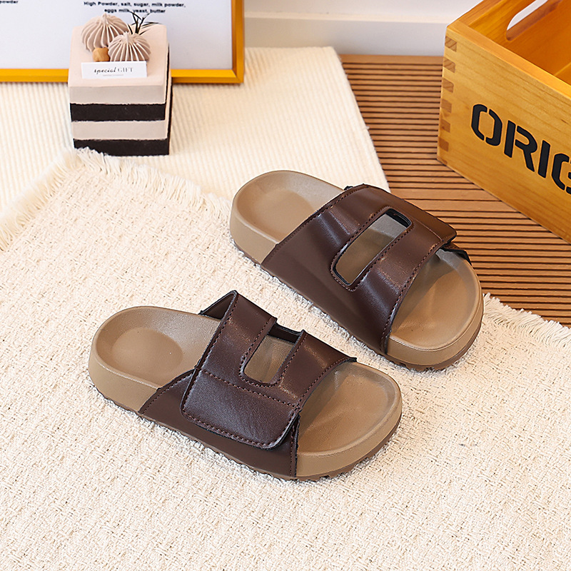 Zapatos de playa de moda infantil versátil 2026 verano nuevo estilo de chicas hueco de dedos abiertos Boerken zapatos de tendencia de niños grandes image 9