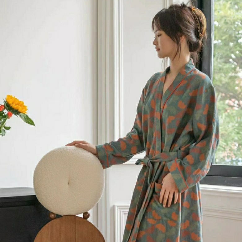 Algodón de doble capa de hilo pijamas ropa para el hogar bata de baño gasa suave agradable a la piel pareja Camisón de algodón Ropa para el hogar de las mujeres