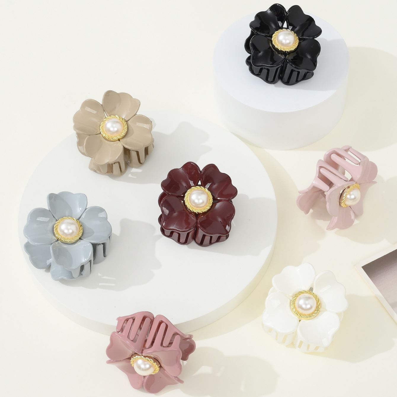 Fermaglio capelli fiore perla stile coreano quadrifoglio elegante_voghion.com