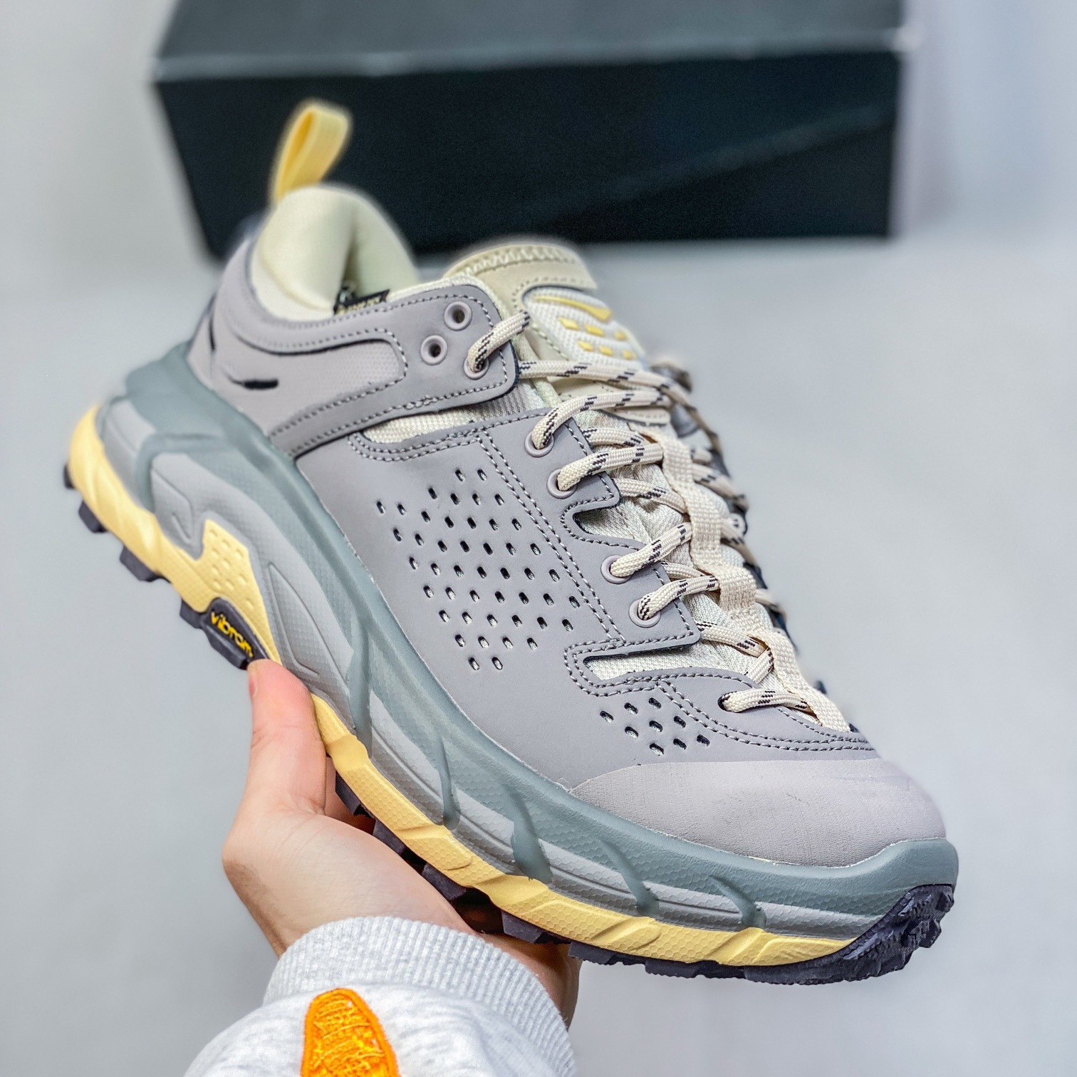 Off-road lightweight sports climbing women's breathable sneakers