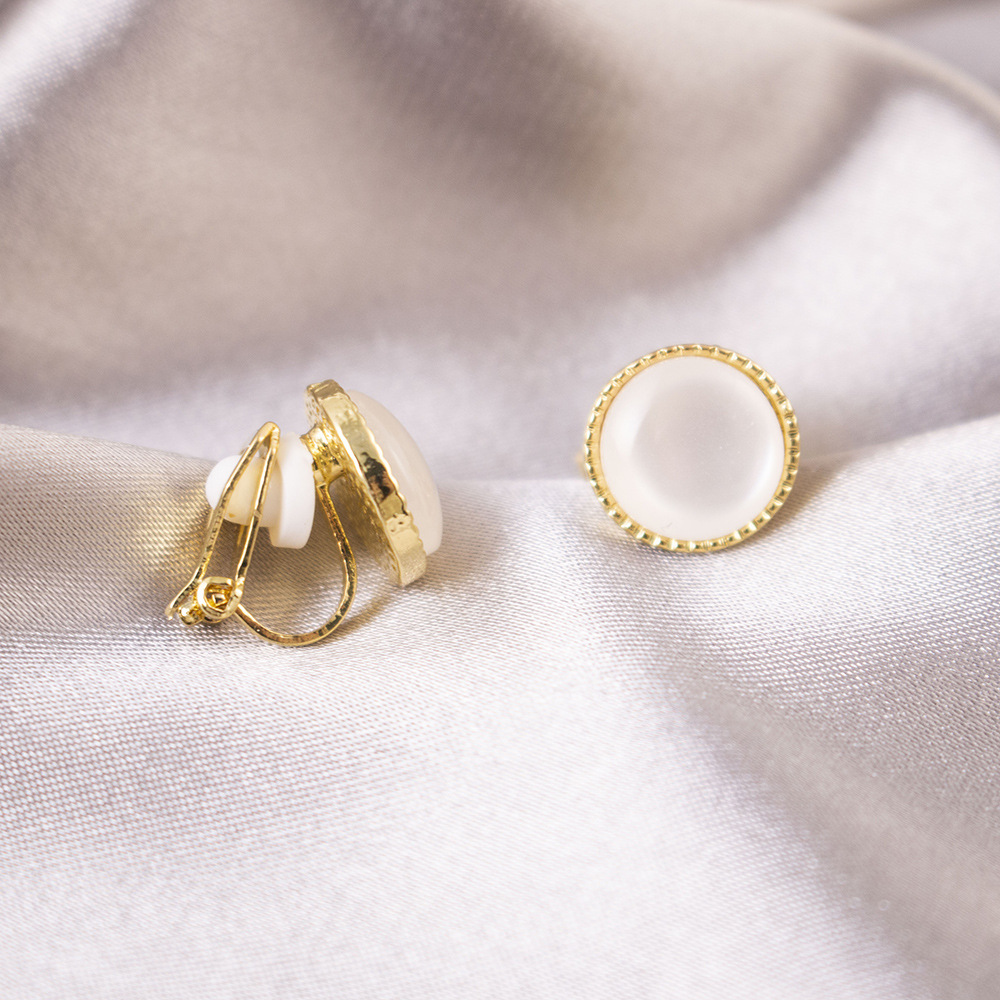 2022 nueva moda elegante ronda Opal earless clip de oreja pendientes femeninos frescos simples