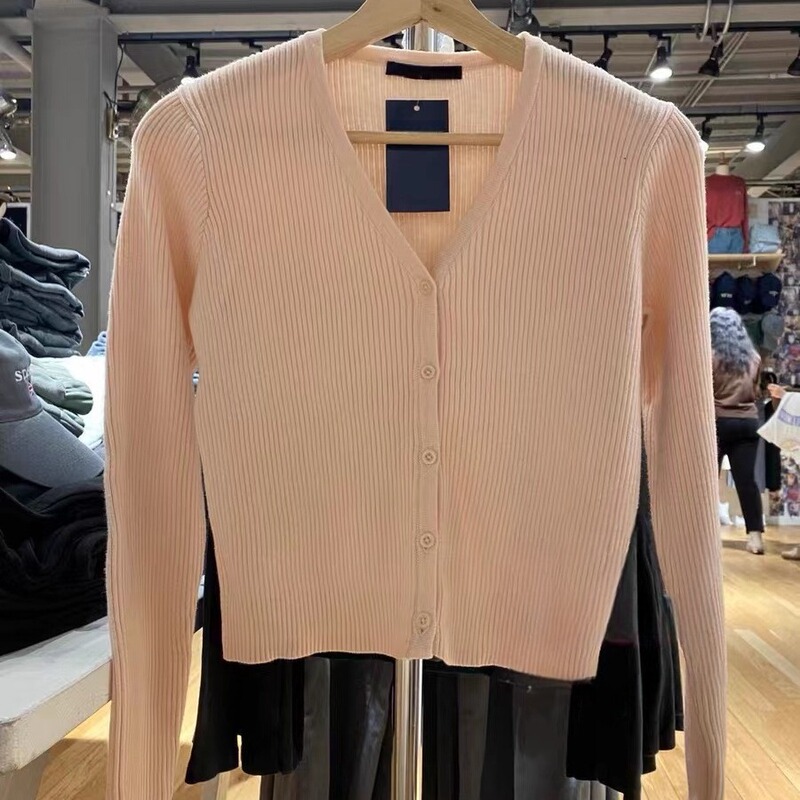 BM Style American Style Vintage V-Neck Knitted Cardigan Women's Short Threaded Top Bm One-Row Long-Sleeved Light Pink Sweater