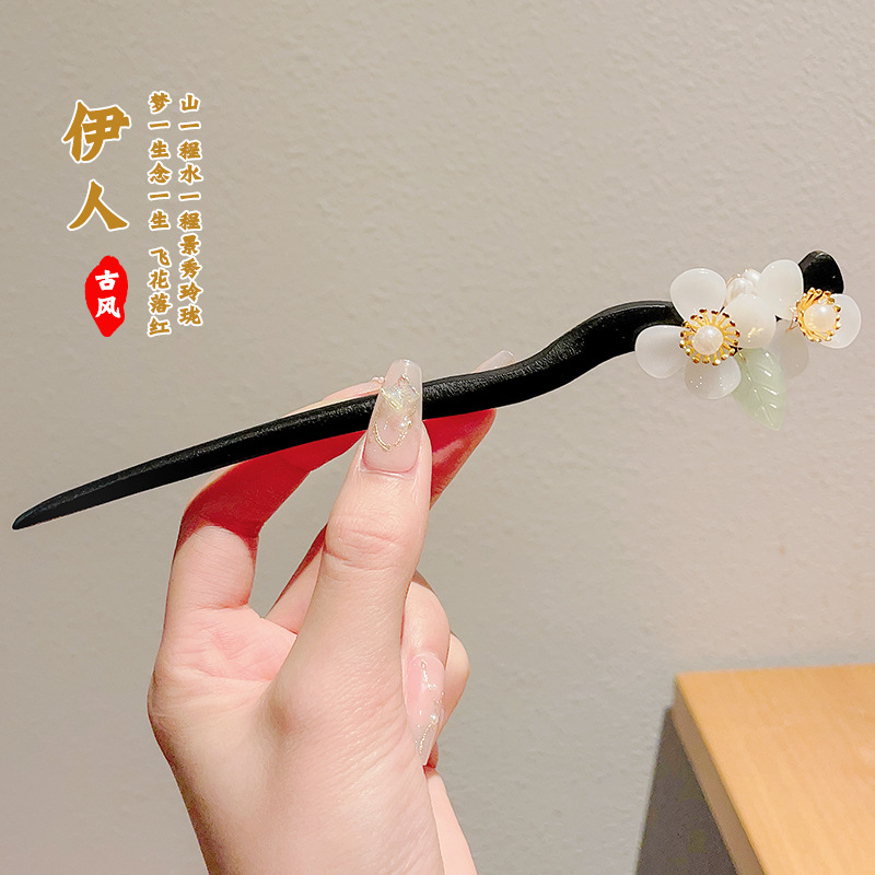 Pinzas de cabello de madera para mujeres nuevos pinzas de estilo chino de alto nivel diarios vestido de caballo de viaje antiguo sándalo bandeja de cabello pinzas de cabello tocado