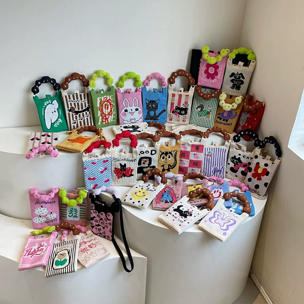 South Korea Ins Original Knitted Handbag New Style Convenient Storage Student Cute Cartoon Fashionable Crossbody Bag