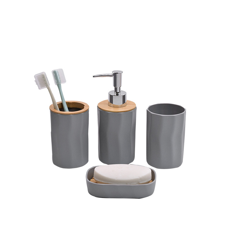 Cubierta de bambú y madera de plástico de baño de cuatro piezas de almacenamiento de cubierta de inodoro estante de tazas de dientes fabricantes de baño al por mayor