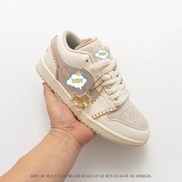 NK AJ1, a unisex lightweight and cushioned sneaker, low-top retro casual athletic basketball shoe