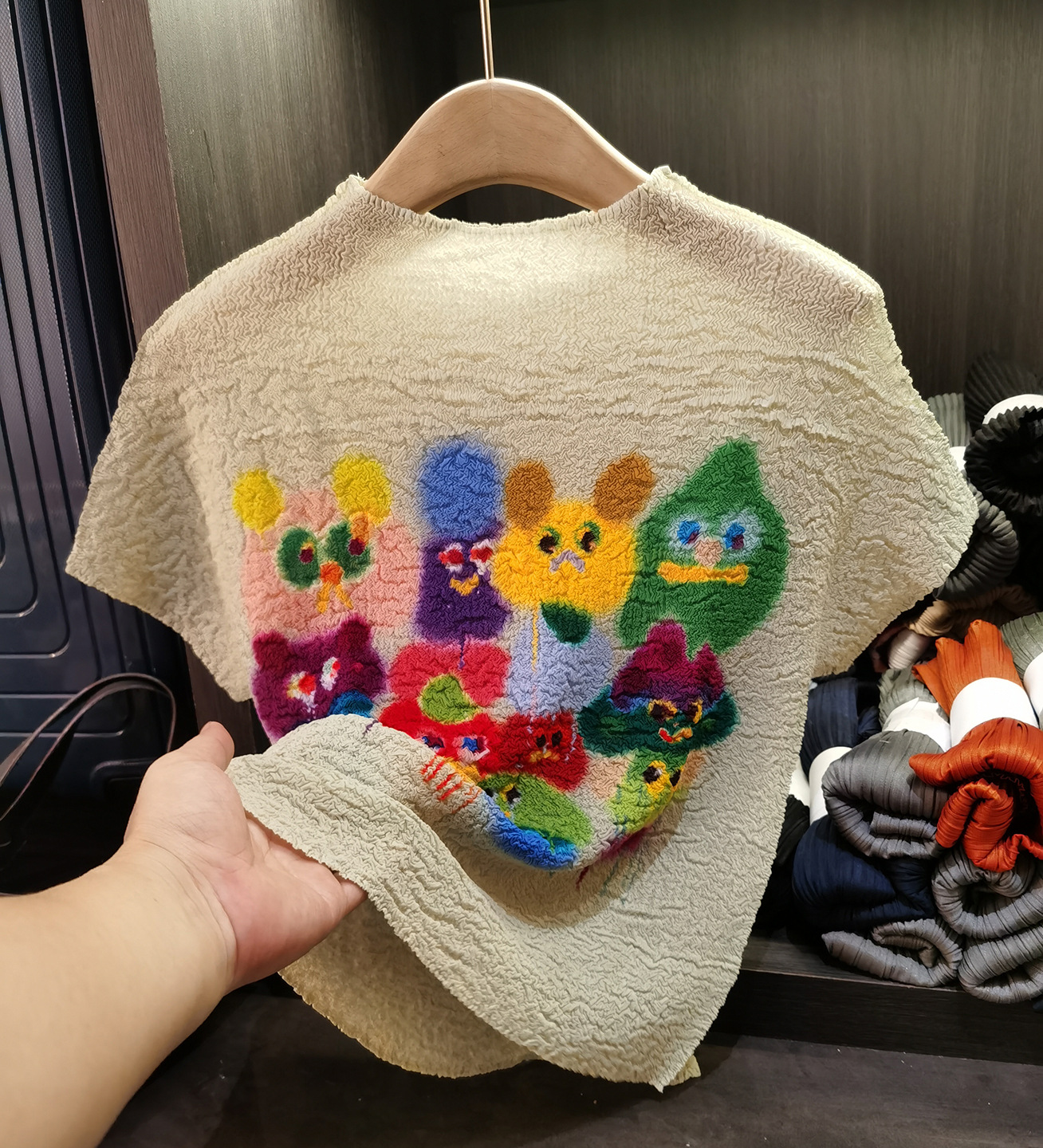Màu xanh lục nhạt