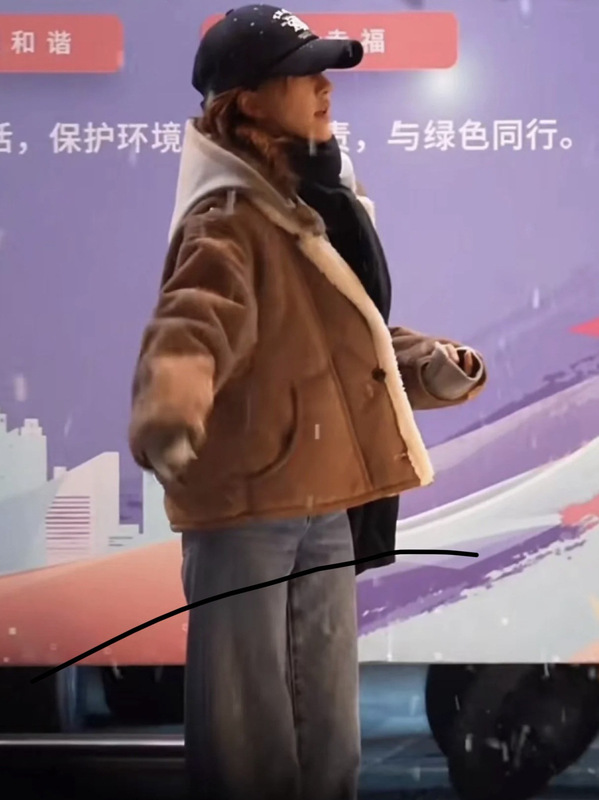 赵露思同款棕色羊羔毛外套女2025年冬季新款设计感小众宽松上衣潮|undefined